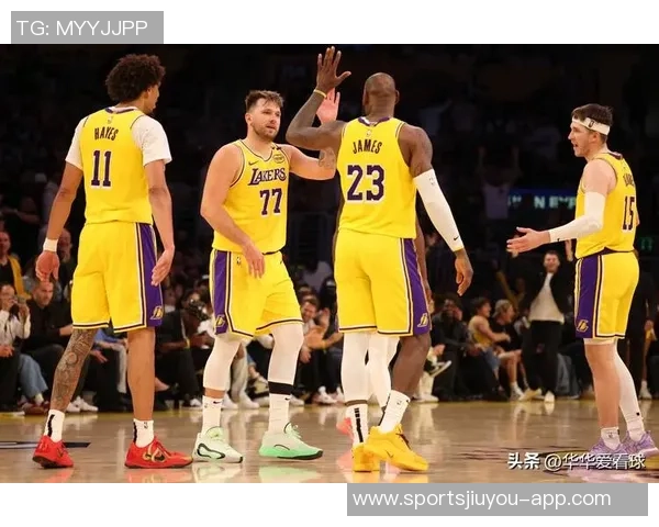 湖人队开季13连胜创历史第二佳绩仅次于2016年勇士队